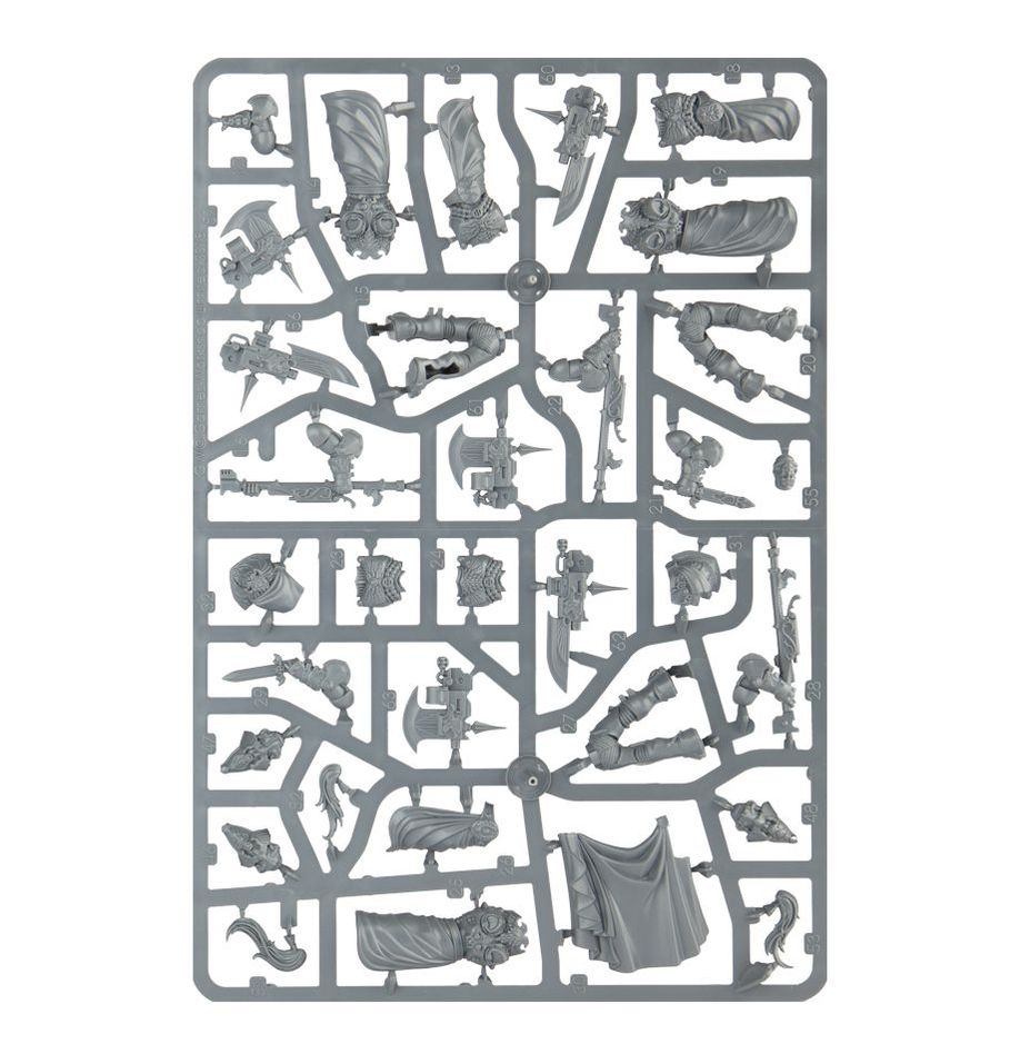 Warhammer 40K Custodian Wardens Sentinelle Custodi - 5 Miniature Adeptus Custodes (Inglese)